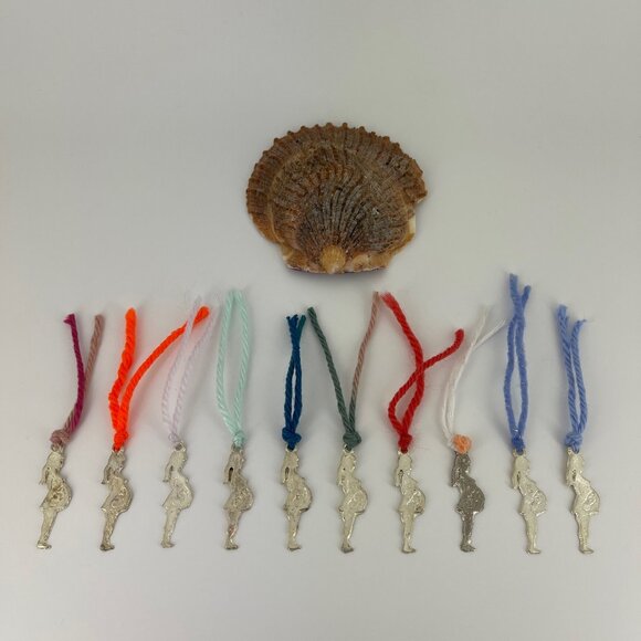 PREGNANCY MILAGRO . CHARM EX VOTO OFFERING . PREGNANT LADY WITH BABY BELLY . - Picture 5 of 16